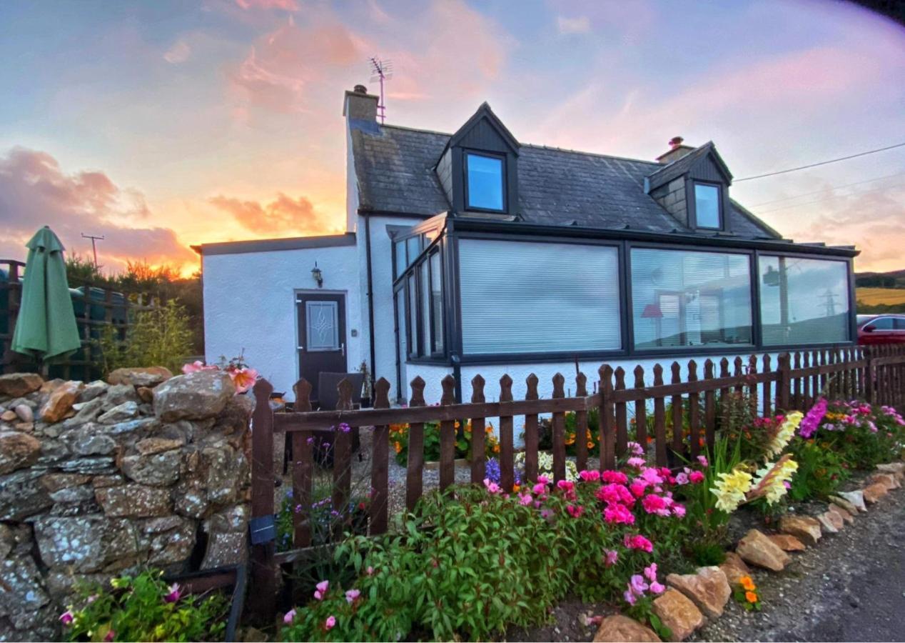 Piper'S Cave Bed And Breakfast Helmsdale Exteriér fotografie